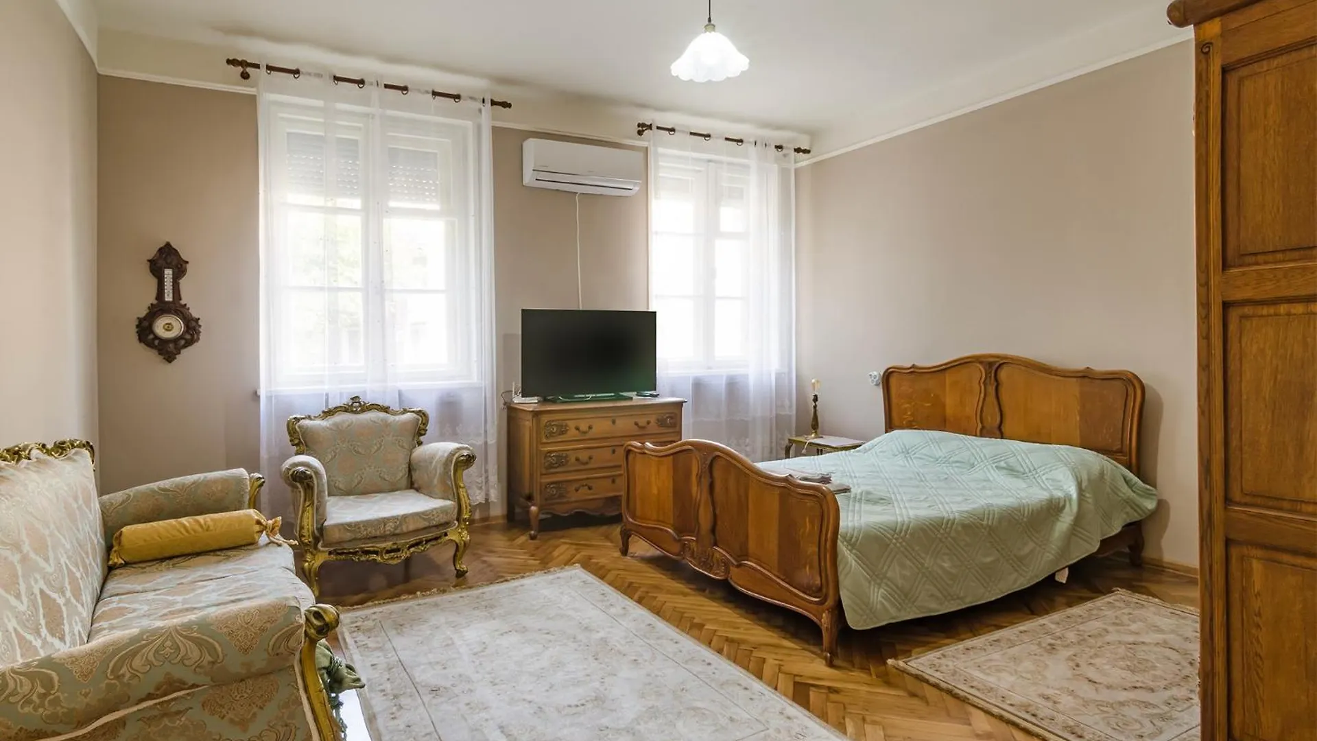 Апартамент Гардения Apartment Varna